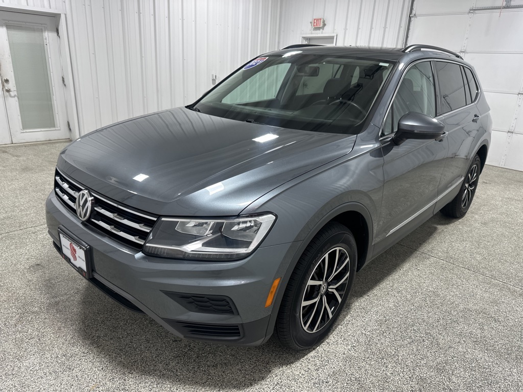 2021 Volkswagen Tiguan R-Line Black SEL photo 5