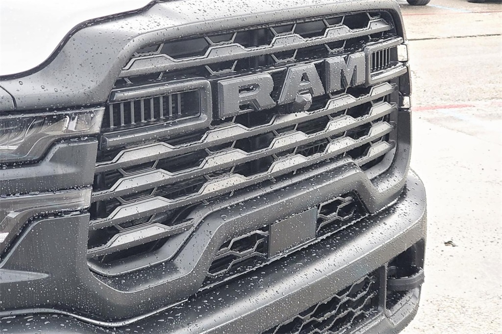 2025 Ram 2500 Tradesman photo 3
