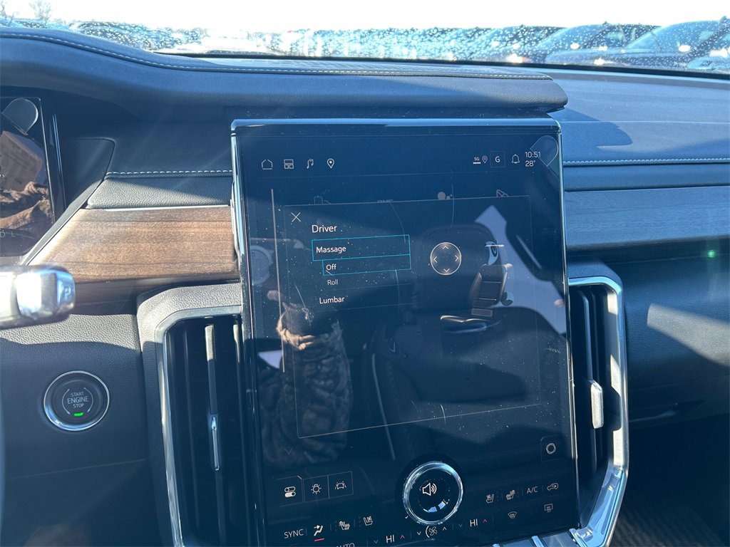 2026 GMC ACADIA - Image 21