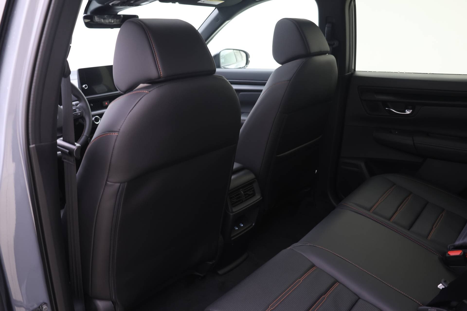 2026 Honda CR-V Hybrid Sport-L photo 7