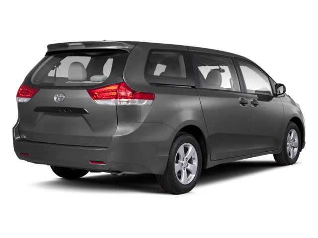 Used 2013 Toyota Sienna XLE with VIN 5TDYK3DC6DS390303 for sale in Brainerd, Minnesota