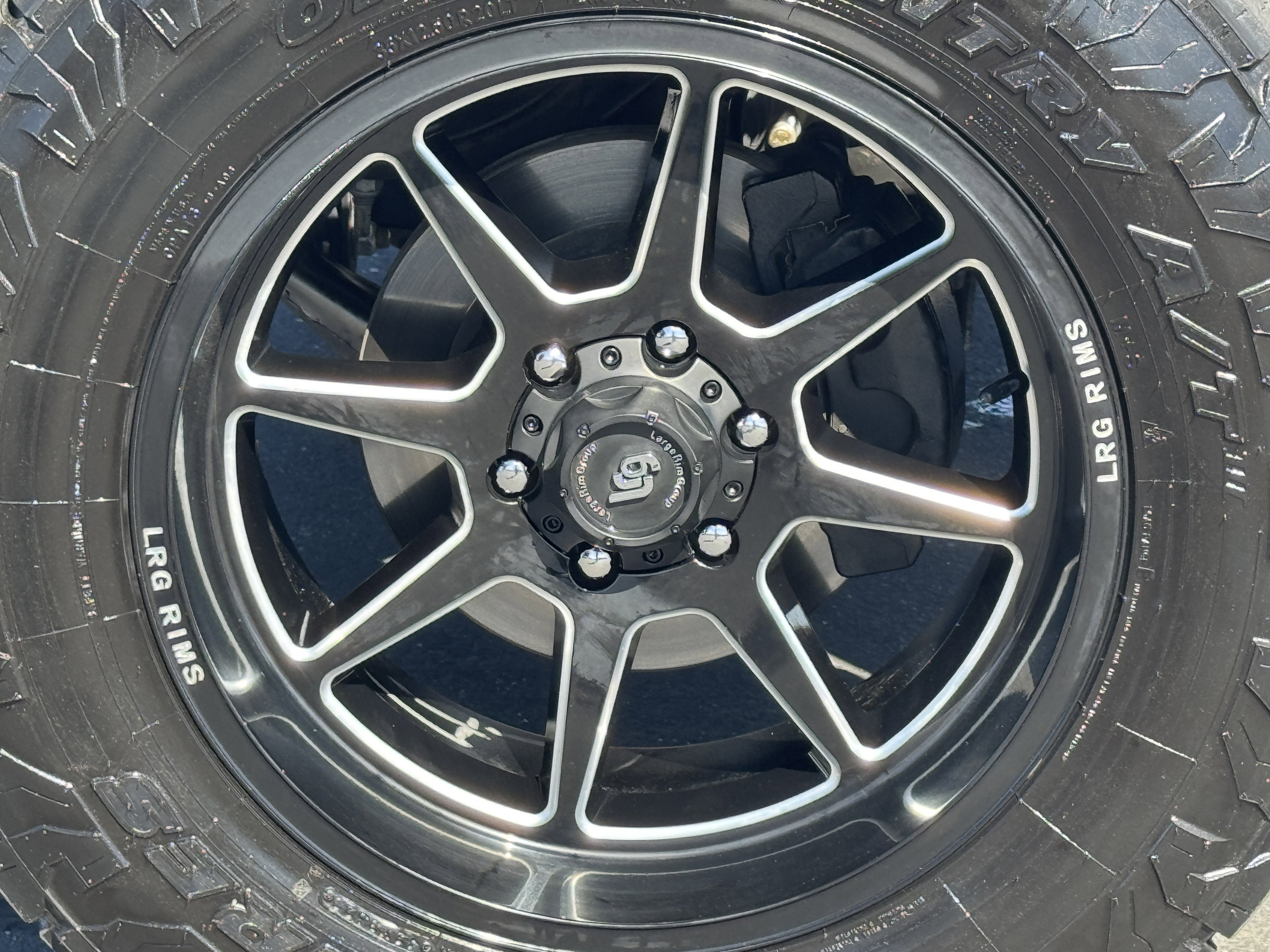 2018 Chevrolet Silverado 1500 LT photo 11