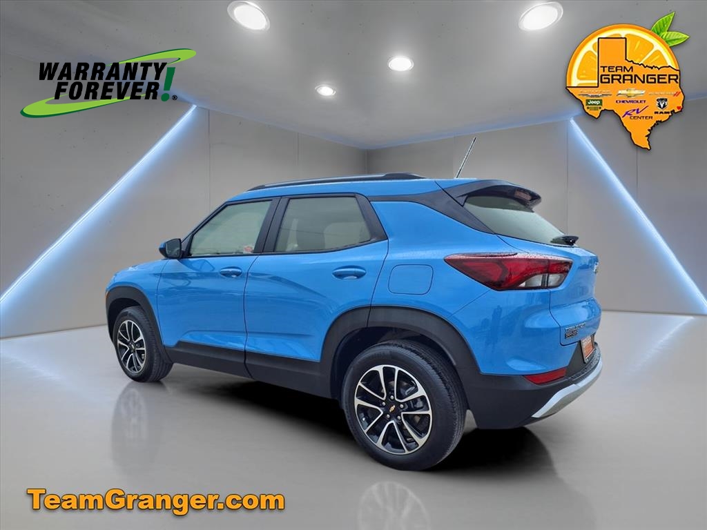 2024 Chevrolet Trailblazer LT photo 4