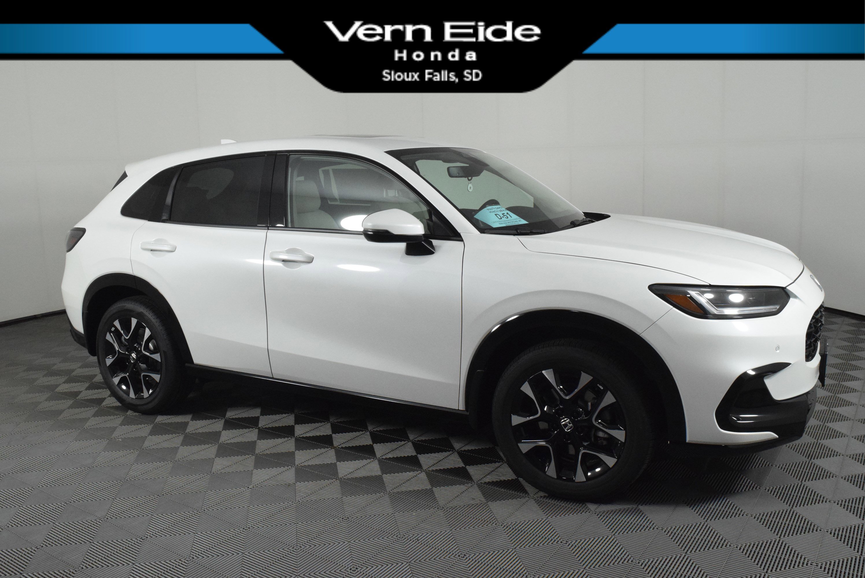 2026 Honda HR-V EX-L's photo