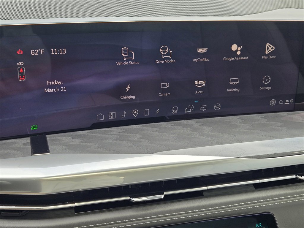 2025 Cadillac Escalade IQ Luxury photo 16