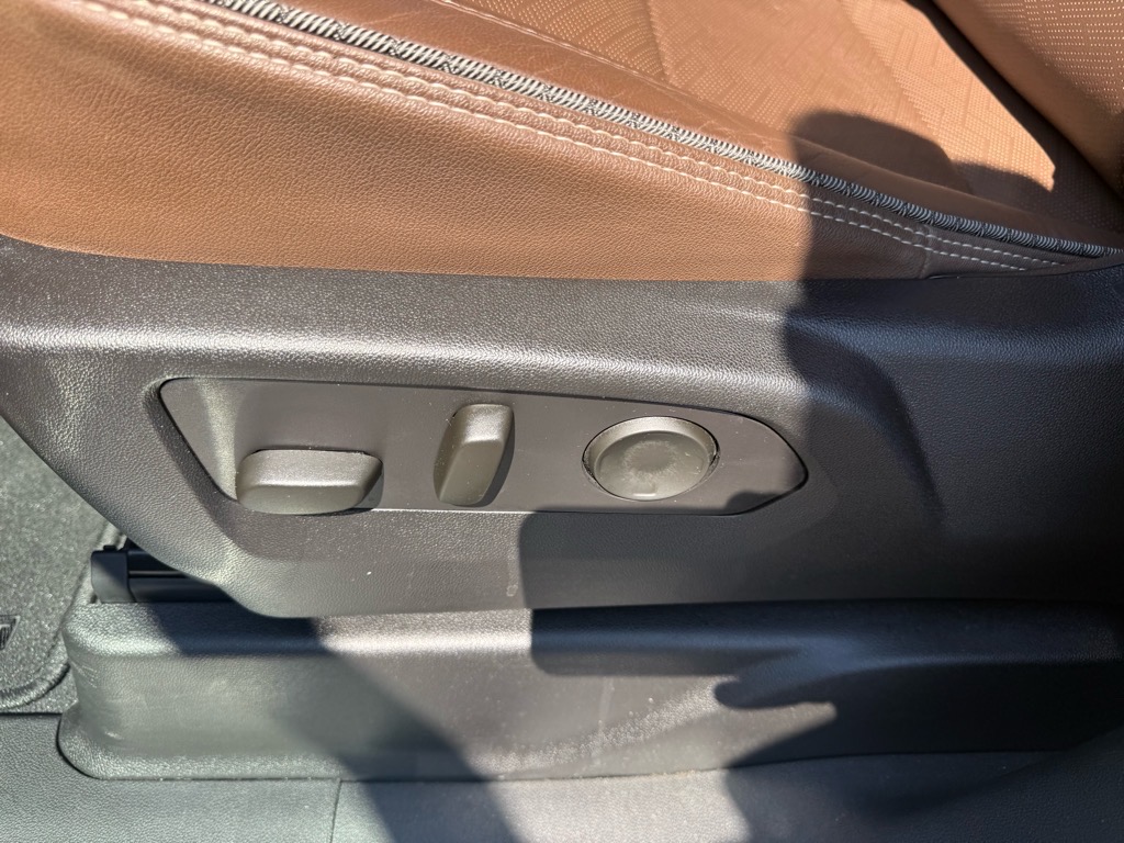 2023 Chevrolet Tahoe High Country photo 19