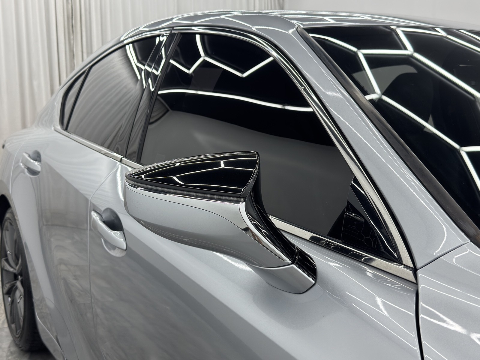 2022 Lexus IS 350 F SPORT photo 17