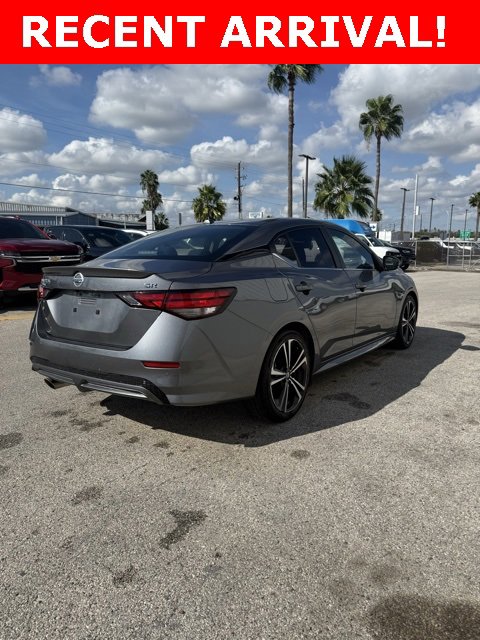 2023 Nissan Sentra SR photo 3