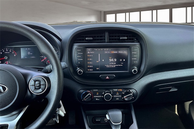 2022 Kia Soul LX photo 7