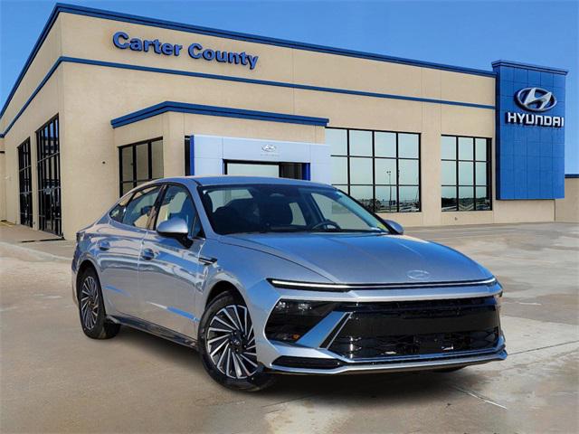 2025 Hyundai Sonata Hybrid SEL's photo