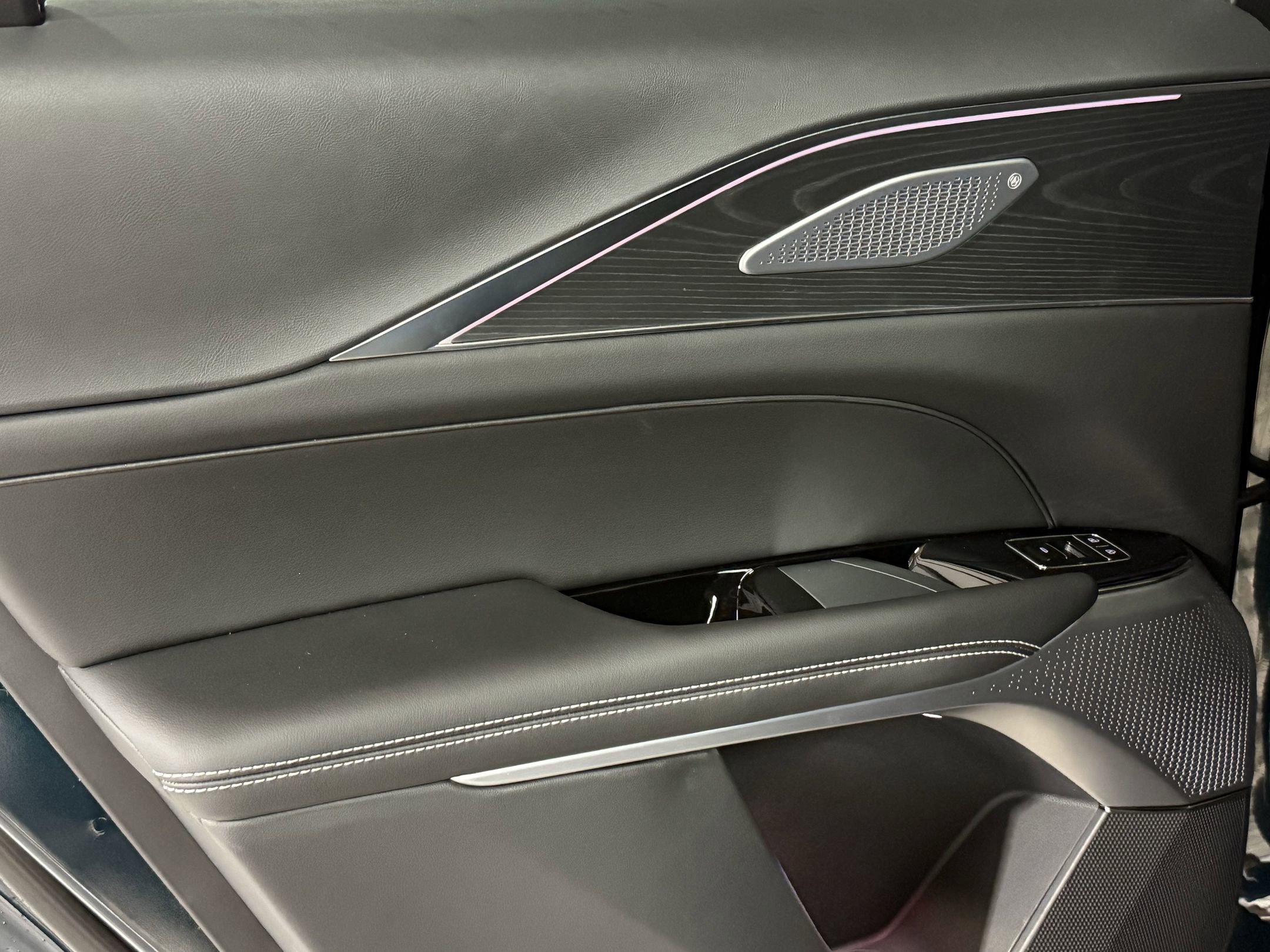 2026 Cadillac Lyriq photo 35