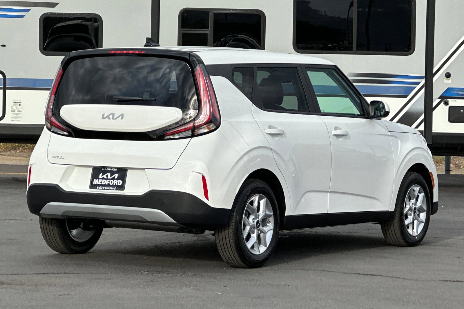 2025 Kia Soul LX photo 4
