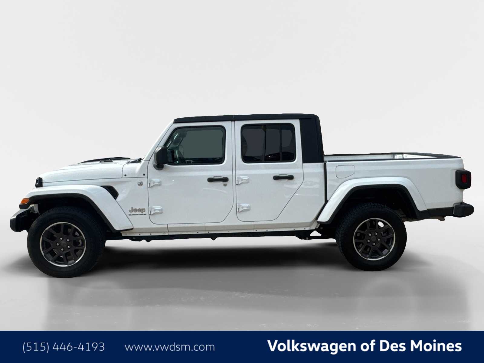 2023 Jeep Gladiator Overland photo 2