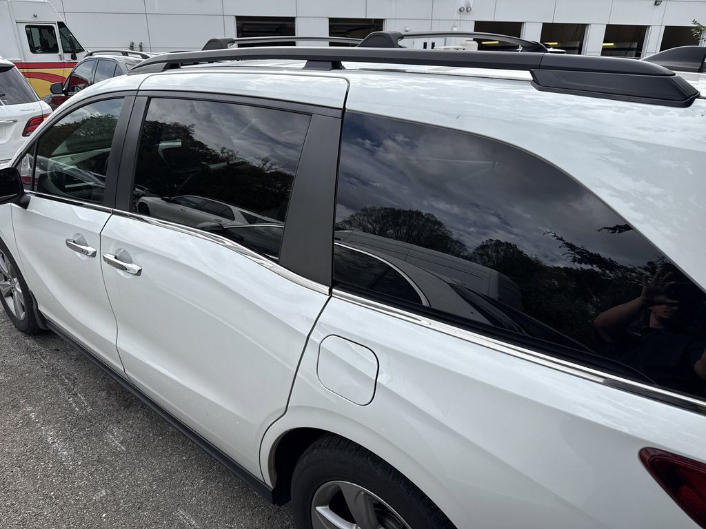 2020 Honda Odyssey EX-L photo 4