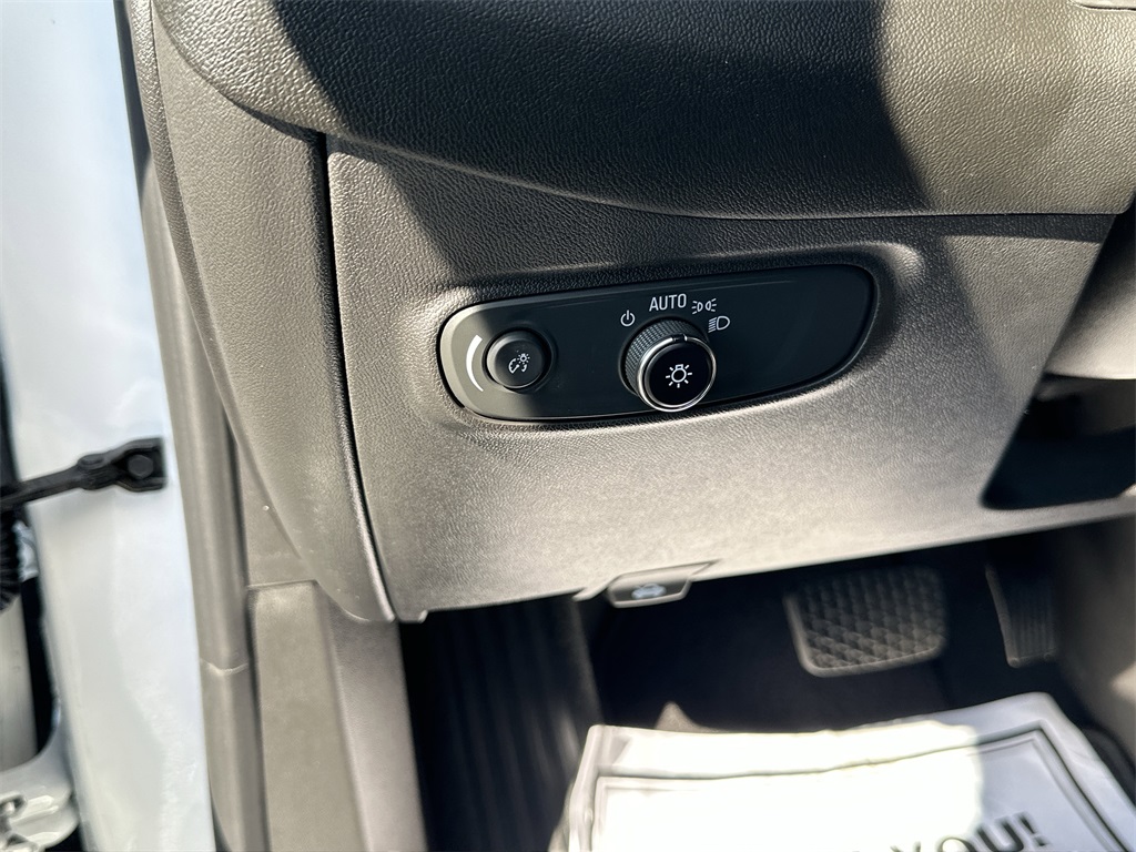 2022 CHEVROLET EQUINOX - Image 15