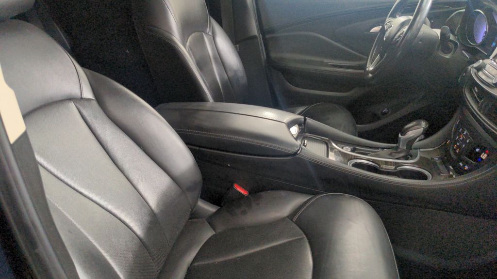 2020 Buick Envision Essence photo 26