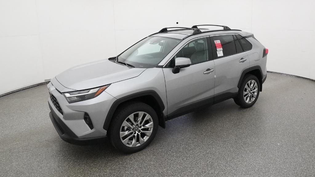 2025 Toyota RAV4 XLE Premium's photo