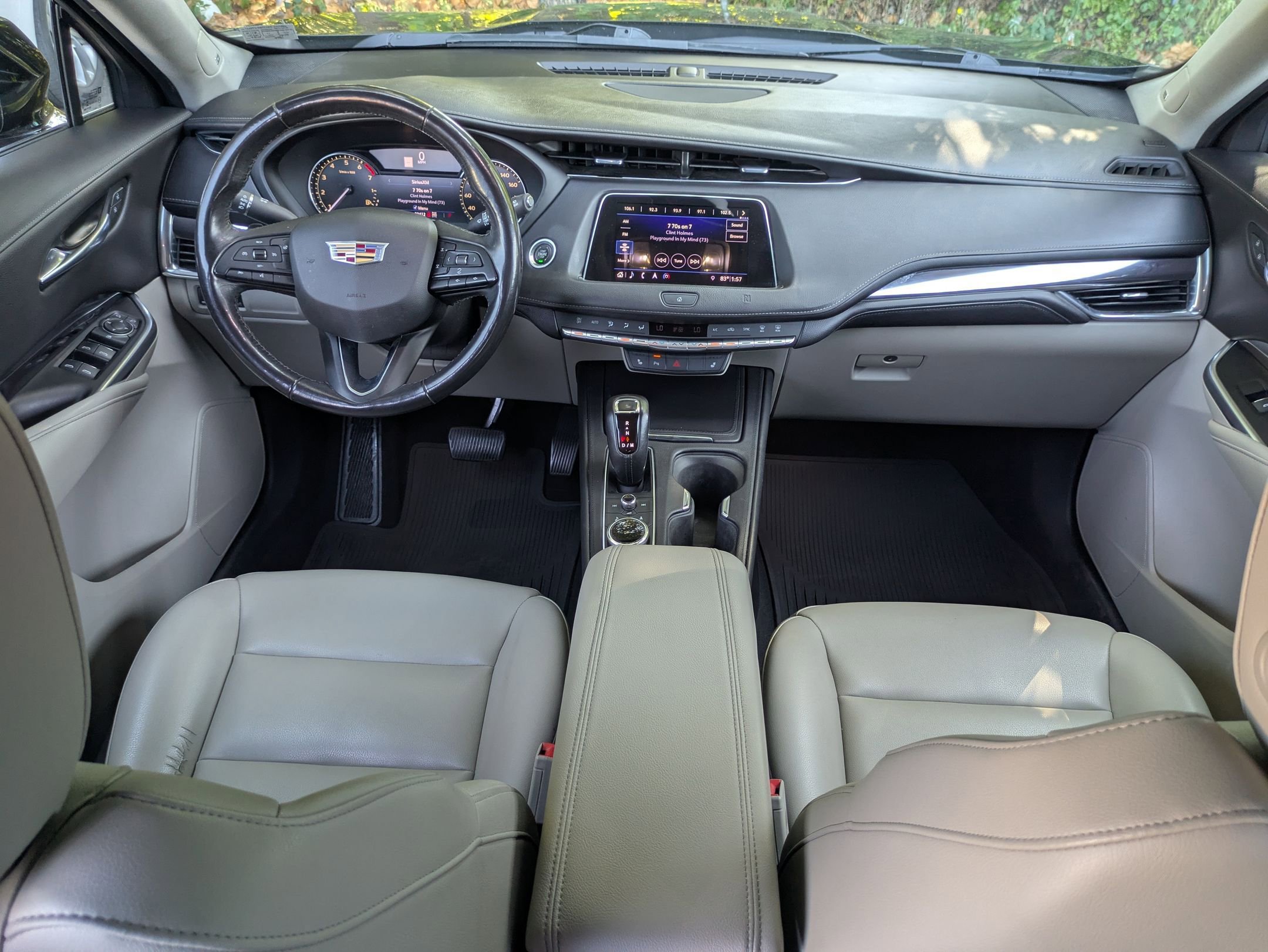 2019 Cadillac XT4 Luxury photo 8