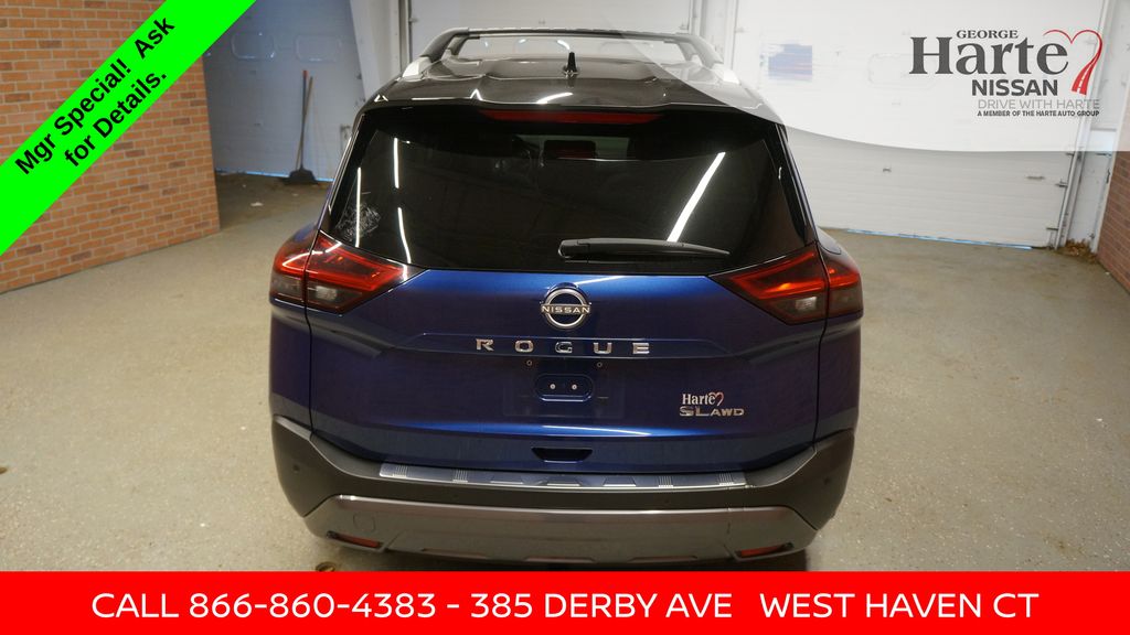2023 Nissan Rogue SL photo 5