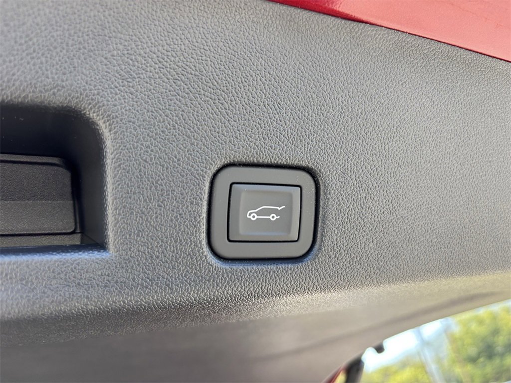 2026 Chevrolet Traverse High Country photo 16