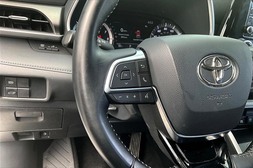 2020 Toyota Highlander XLE photo 9