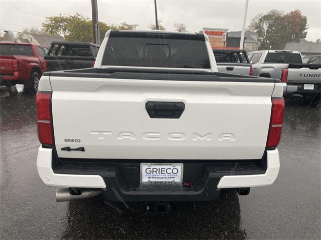 2025 Toyota Tacoma SR5 4x4 Double Cab photo 4