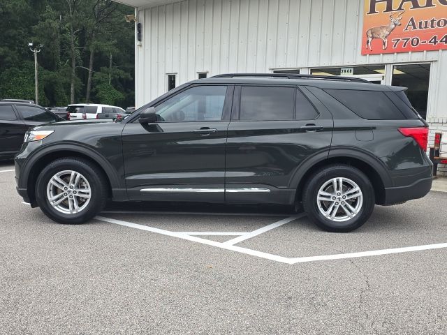 2022 Ford Explorer XLT photo 2