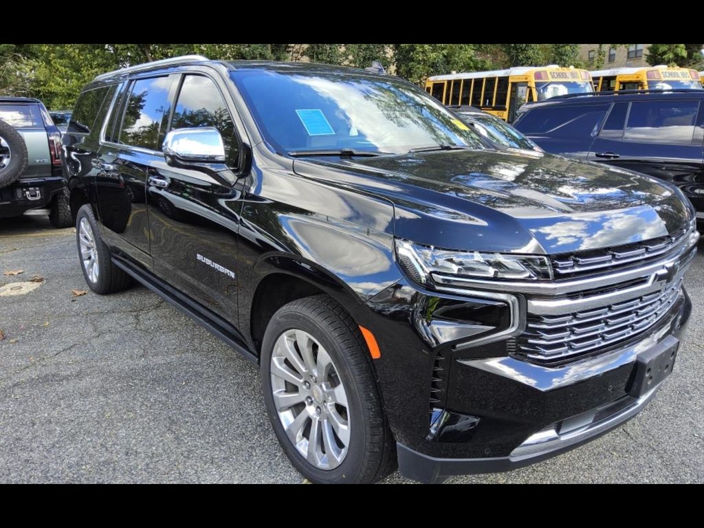 2022 Chevrolet Suburban Premier's photo