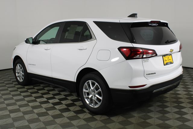 2023 Chevrolet Equinox LT photo 4