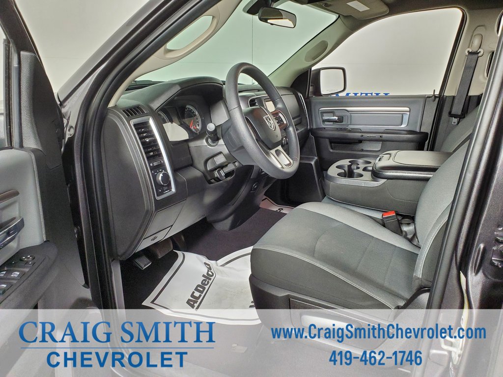 2024 Ram 1500 Classic SLT photo 19
