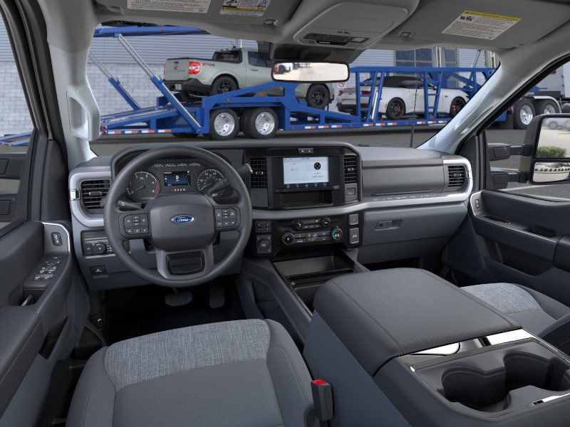 2026 Ford F-450 XLT photo 8