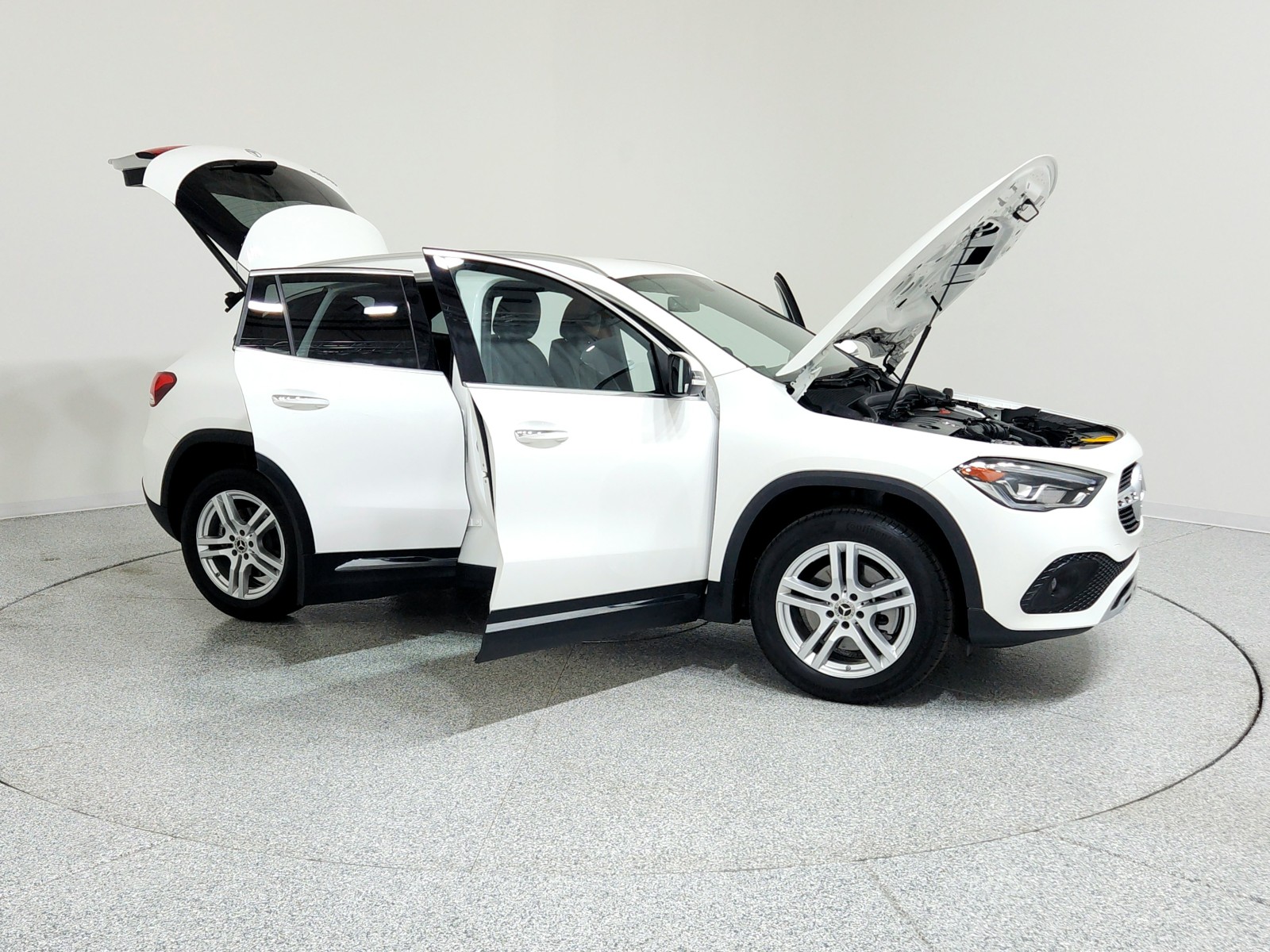 2023 Mercedes Benz GLA 250 photo 15