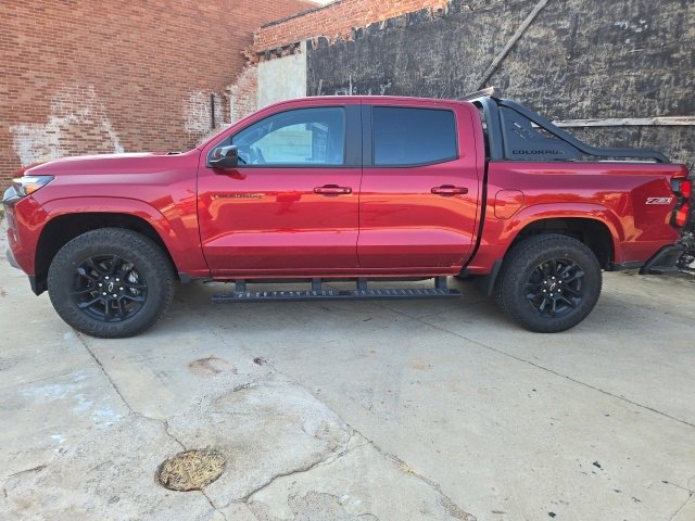 2025 Chevrolet Colorado Z71 photo 3