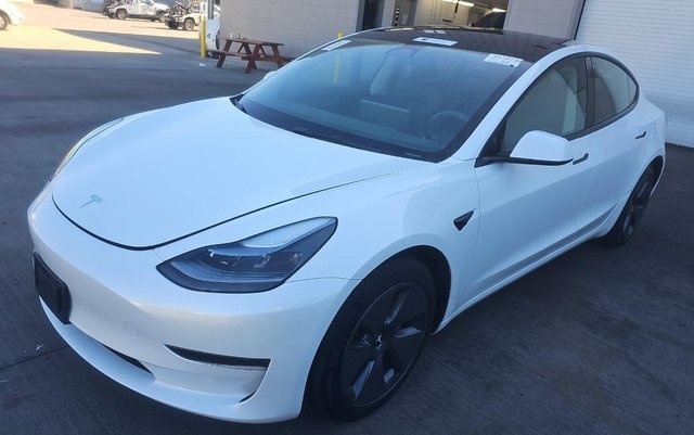 2023 Tesla Model 3 Base's photo