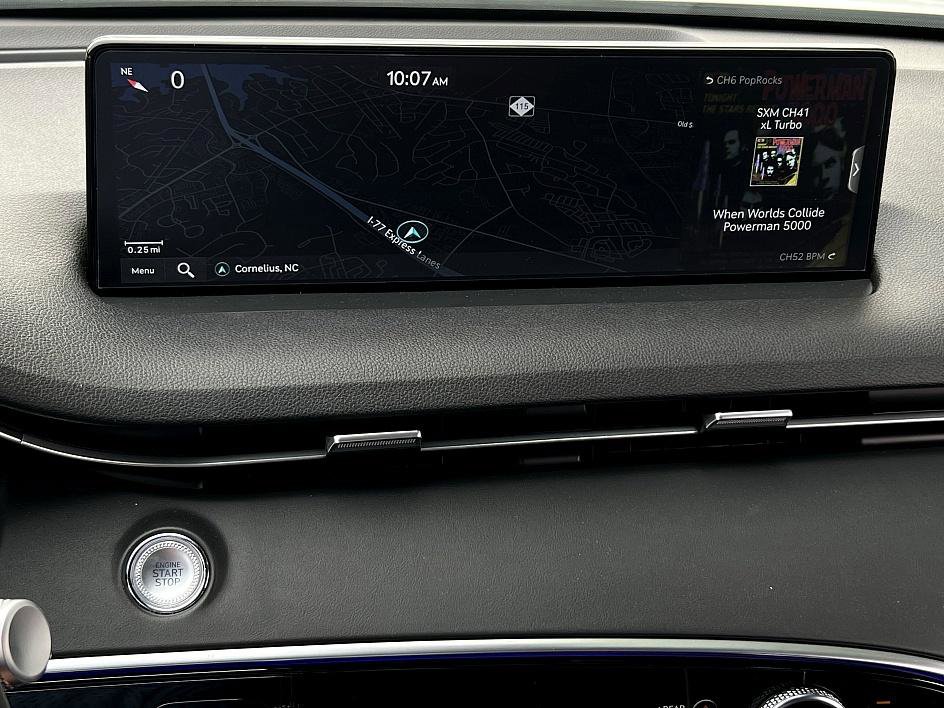 2025 Genesis GV70 3.5T Sport photo 14