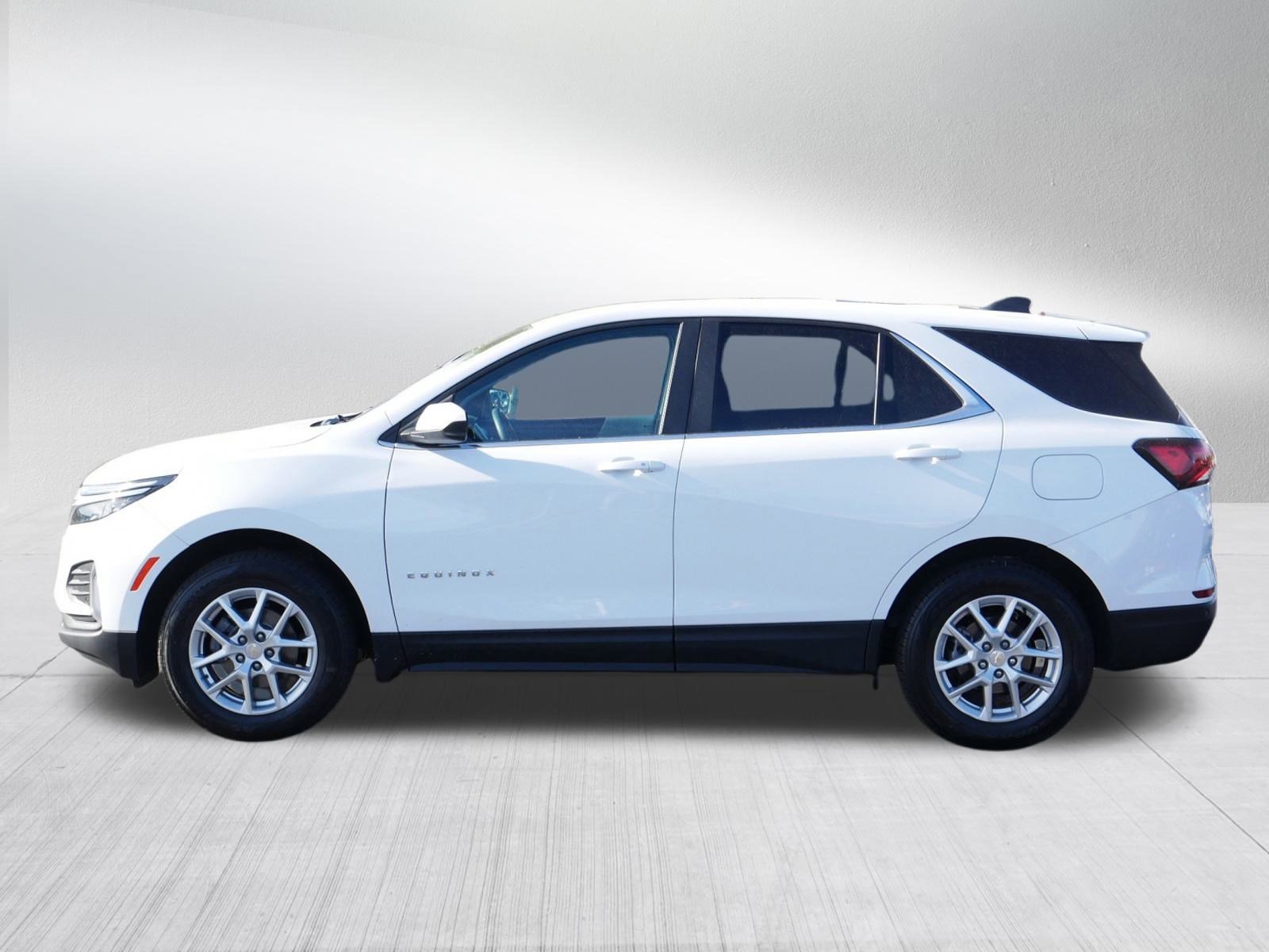 2023 Chevrolet Equinox LT photo 4
