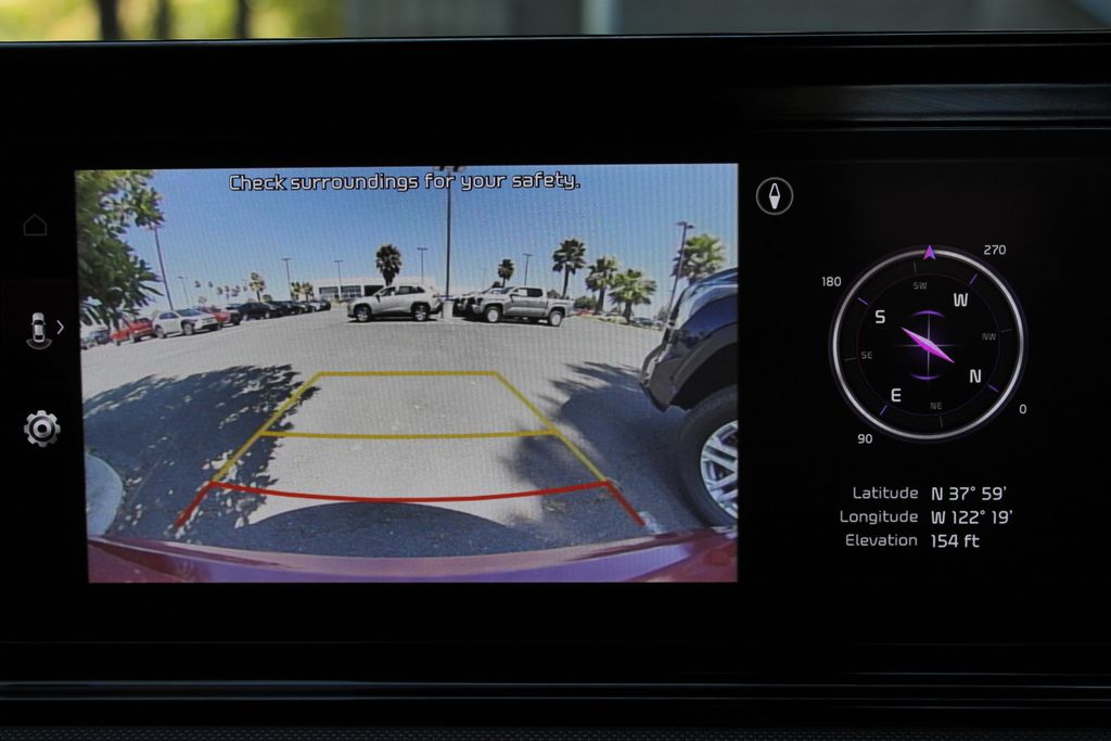 2022 Kia K5 GT-Line photo 22