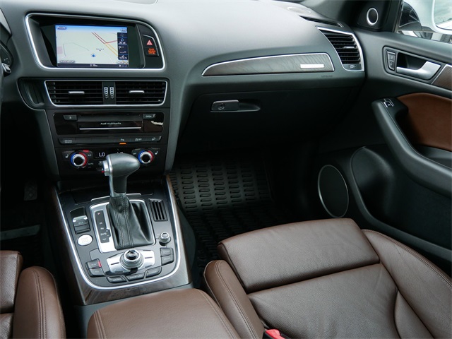 2015 Audi Q5 2.0T Premium Plus photo 22