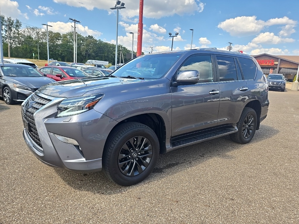 2023 Lexus GX 460 photo 3
