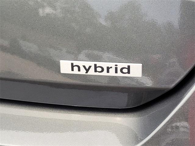 2025 Hyundai Elantra Hybrid Limited photo 9