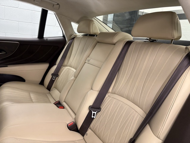 2018 Lexus LS 500 photo 19