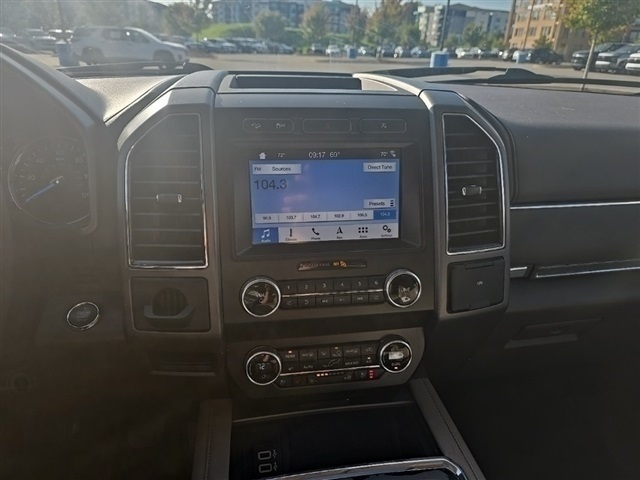 2019 Ford Expedition MAX XLT photo 26