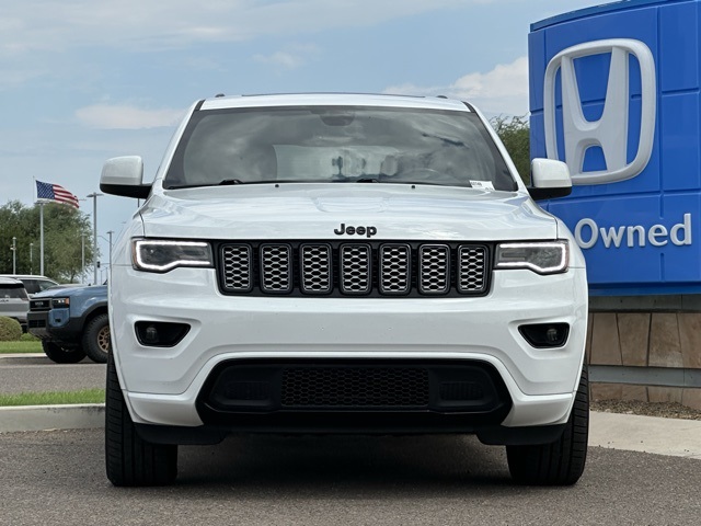 2020 Jeep Grand Cherokee Altitude photo 4
