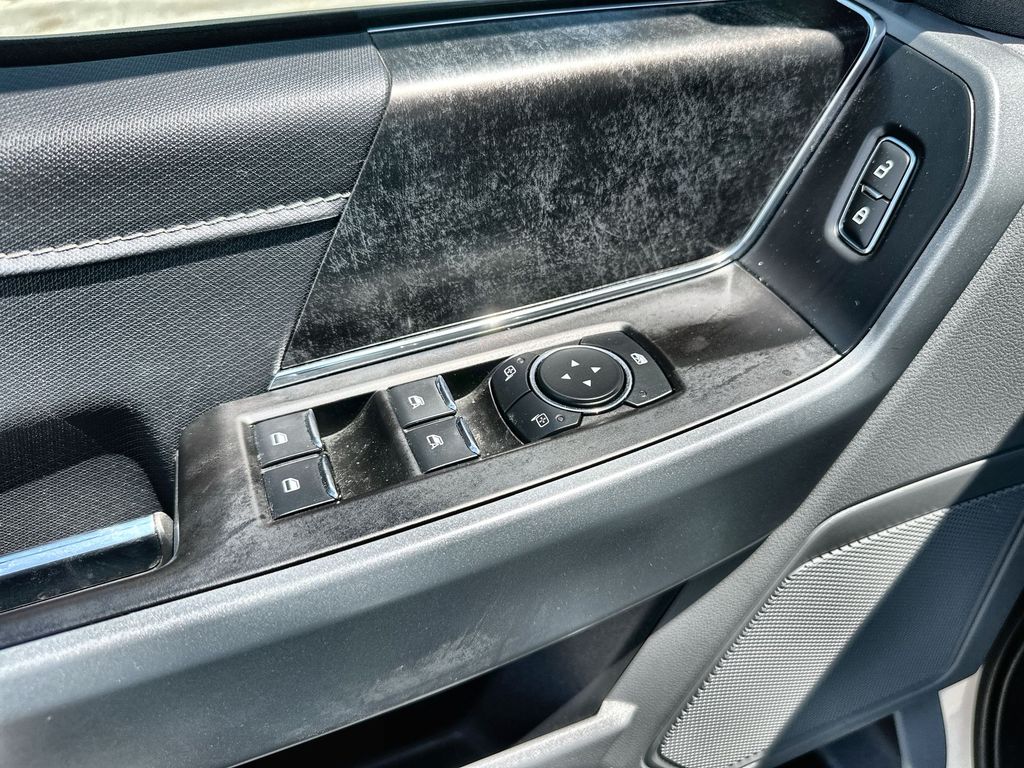 2023 Ford F-150 XLT photo 21