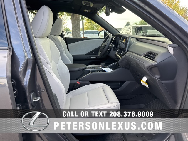 2025 Lexus TX 350 Luxury photo 10