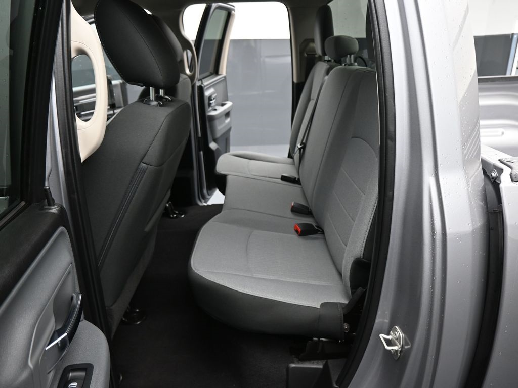 2024 Ram 1500 Classic SLT photo 20