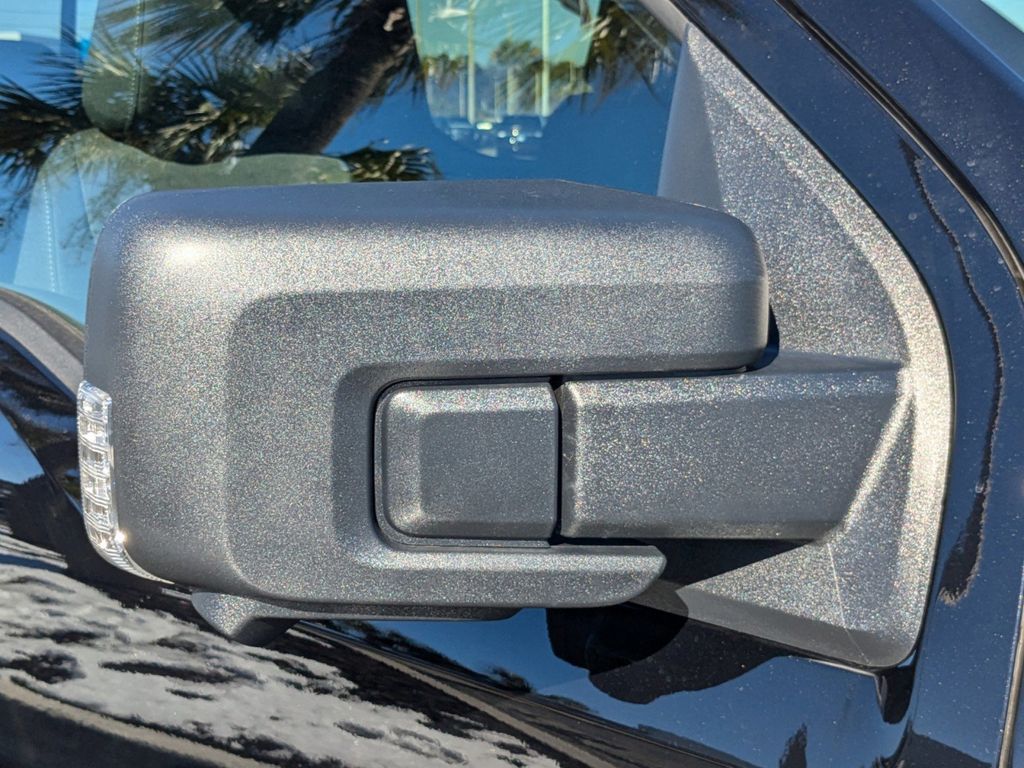 2025 Ford F-150 XLT photo 11