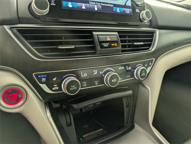 2022 Honda Accord Touring 2.0T photo 28