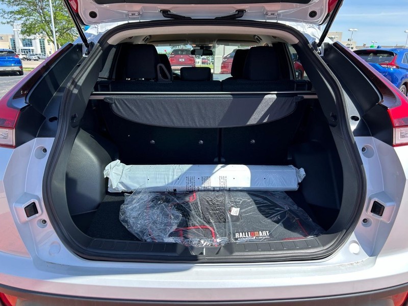 2024 Mitsubishi Eclipse Cross Ralliart photo 17
