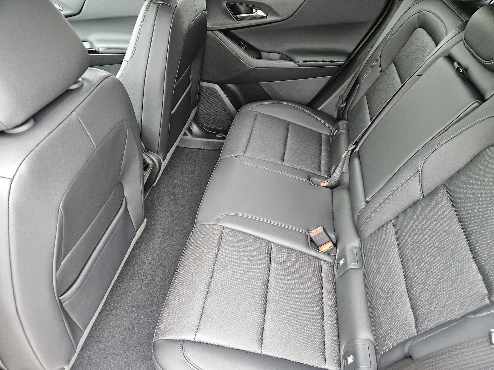 2026 Chevrolet Equinox LT photo 21